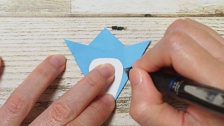 Необыкновенные розы из обычной бумаги