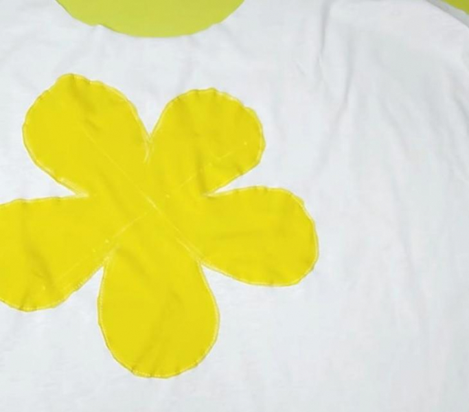 Новая вещь из старой футболки