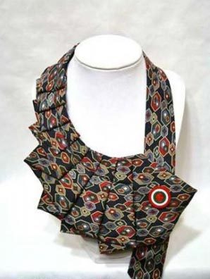 Оригинальное преображение мужских галстуков