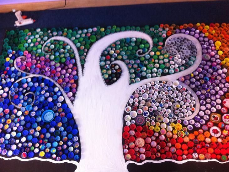 Оригинальные поделки из крышек от бутылок своими руками