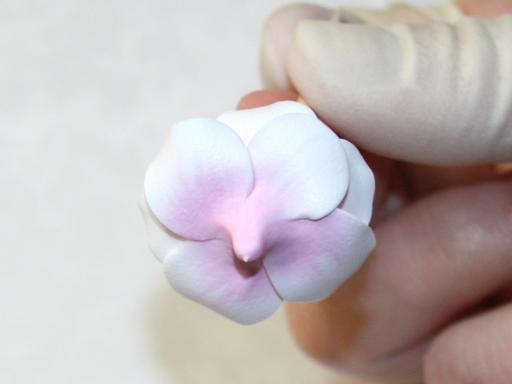 Поделки из глины: как приручить универсальный материал скульпторов