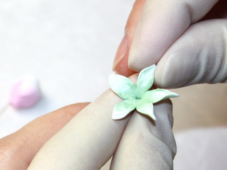 Поделки из глины: как приручить универсальный материал скульпторов