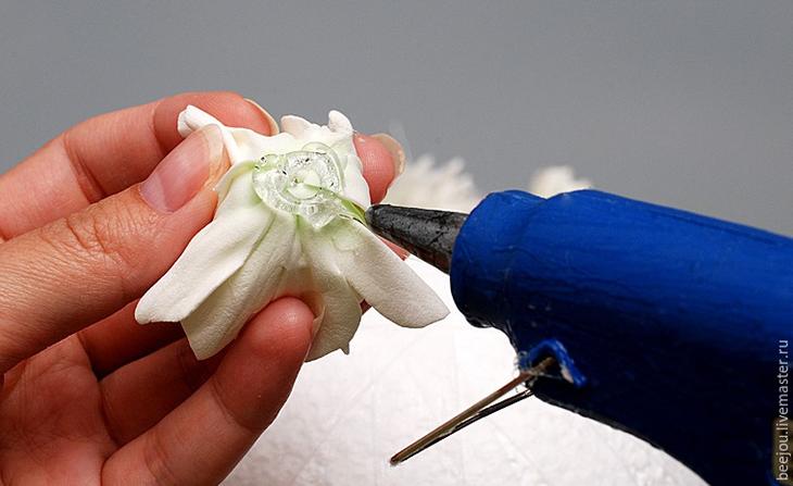 Создаем из фоамирана букет невесты