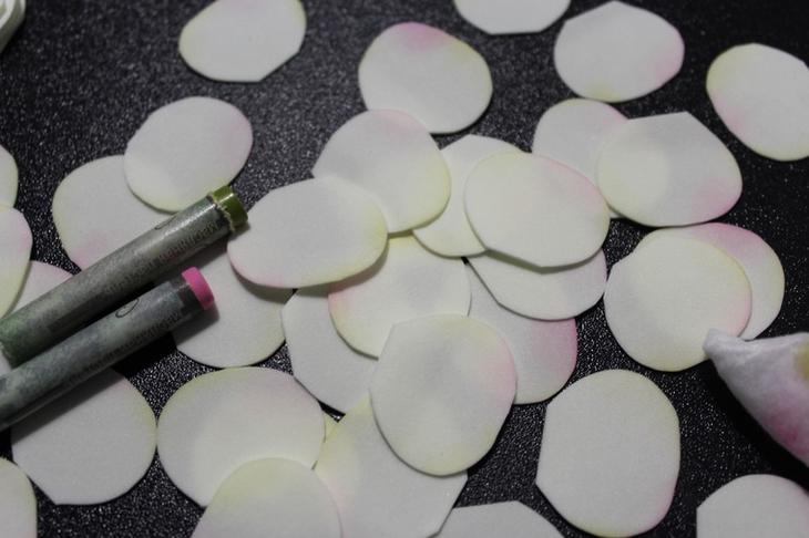 Создаем свадебный гребень с розами