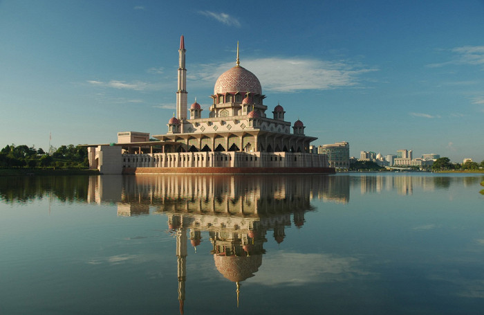 Вариантов долететь до Малайзии с удобной стыковкой стало больше