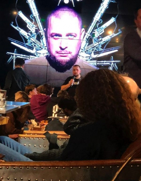 Военный блогер Владлен Татарский погиб в результате взрыва в Петербурге. Что известно