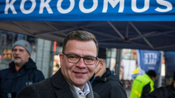 Выборы в Финляндии: страну могут возглавить ультраправые; при любом исходе создание коалиции будет непростым