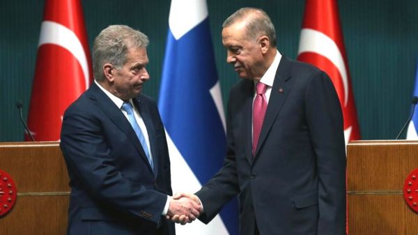 Финляндия официально стала членом НАТО