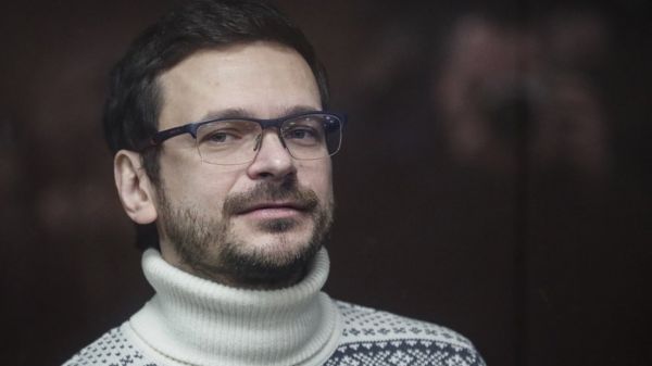 "Уступлю Путину свое место в тюрьме". Илье Яшину не удалось оспорить приговор по делу о "фейках"