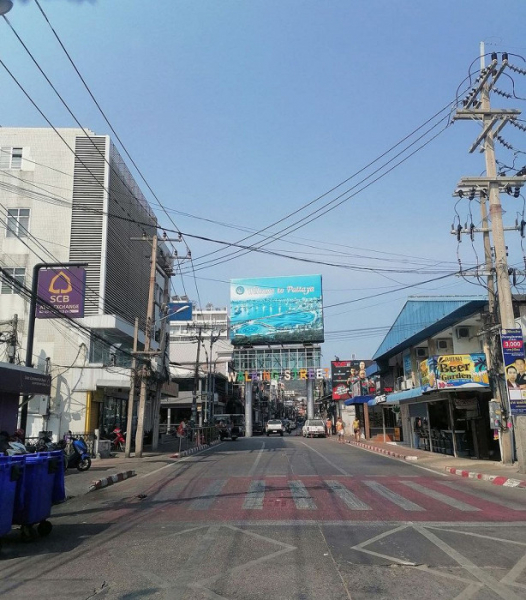 Навязчивые секс-услуги, жестокое обращение с животными и потрясающая кухня: отзыв о Паттайе