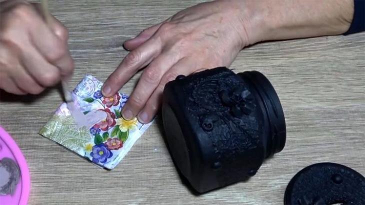 Полезная вещица из обычной банки