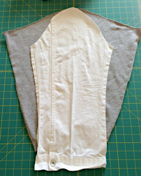 Стильная вещь из старой толстовки и джинсовой куртки