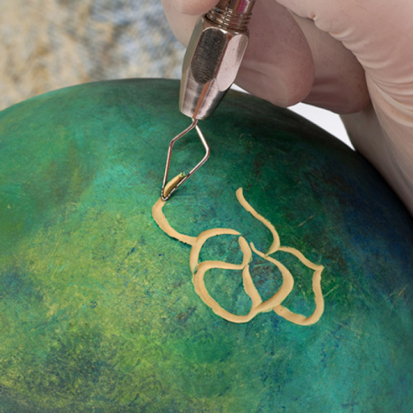 Ваза в технике сграффито — как сделать своими руками