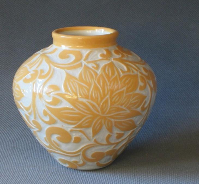 Ваза в технике сграффито — как сделать своими руками