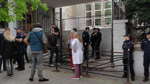 Стрельба в начальной школе в Белграде: погибли восемь детей и охранник