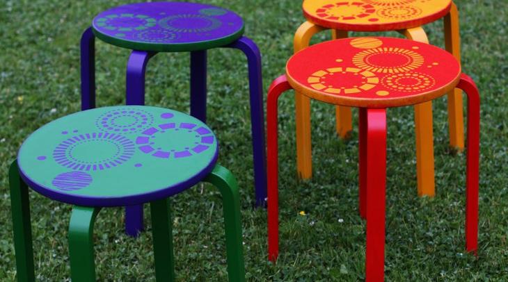 Декупаж табурета — правильная техника выполнения