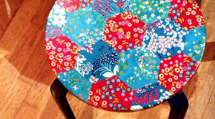 Декупаж табурета — правильная техника выполнения