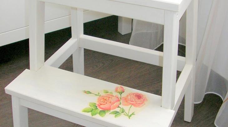 Декупаж табурета — правильная техника выполнения