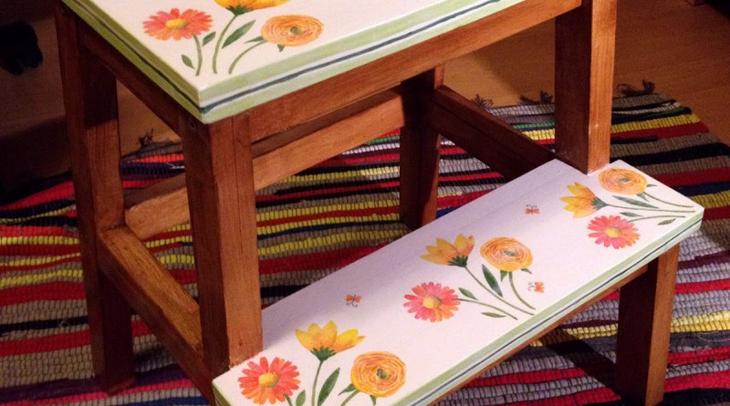 Декупаж табурета — правильная техника выполнения