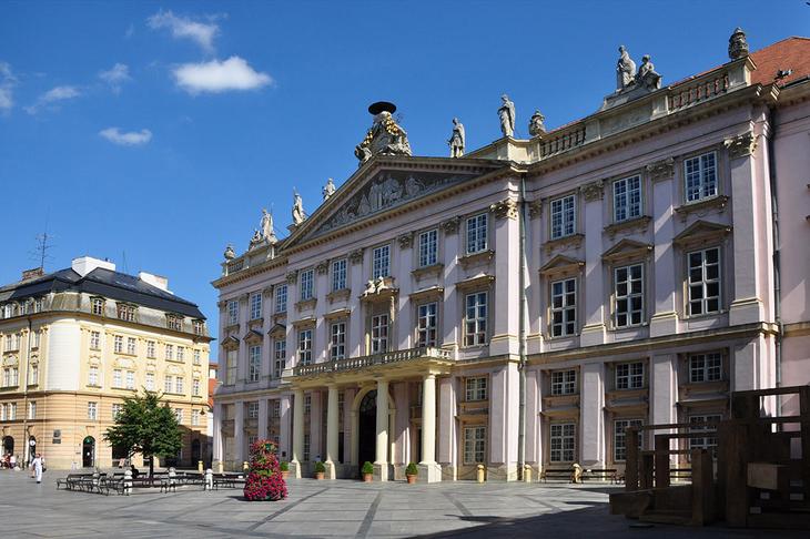 Достопримечательности Братиславы: что посмотреть в столице Словакии