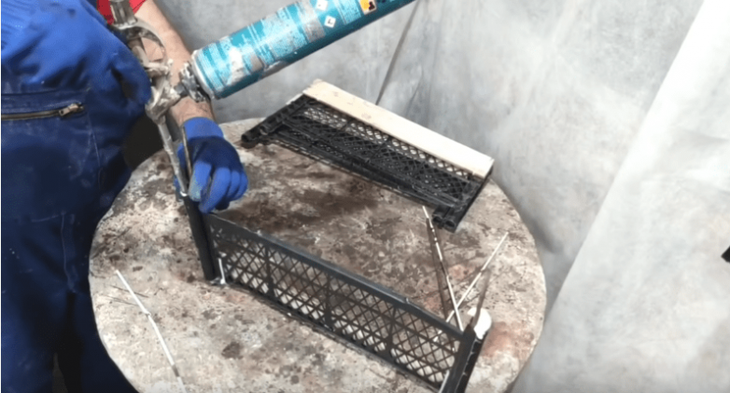 Полезный декор из пластиковых ящиков