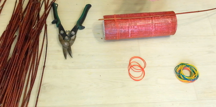 Ваза из веток. Как сделать не приклеивая каждую ветку?