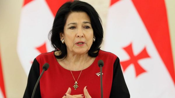 Грузия: гендиректор оппозиционного телеканала Ника Гварамия вышел на свободу