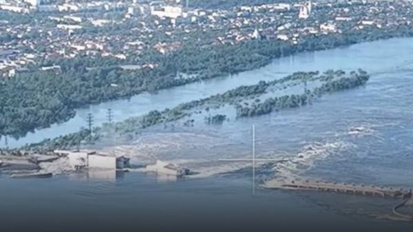 Подрыв дамбы на Днепре. Как и зачем это сделали по приказу Кремля 82 года назад