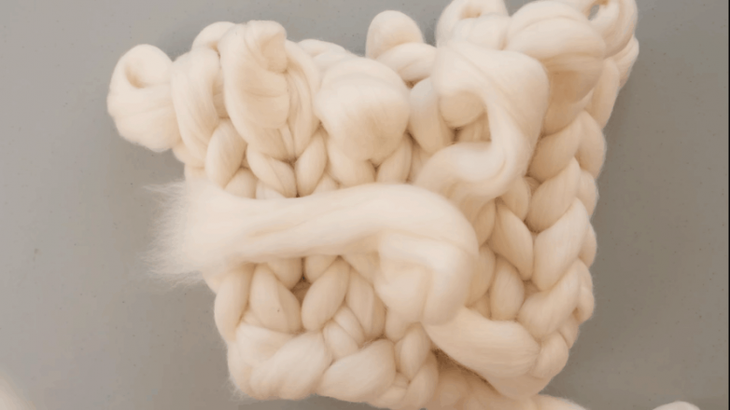 Эффектная подушка своими руками