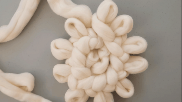 Эффектная подушка своими руками