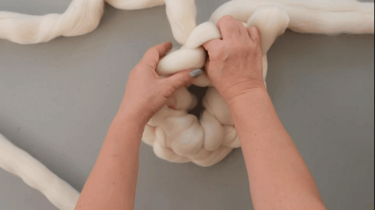 Эффектная подушка своими руками