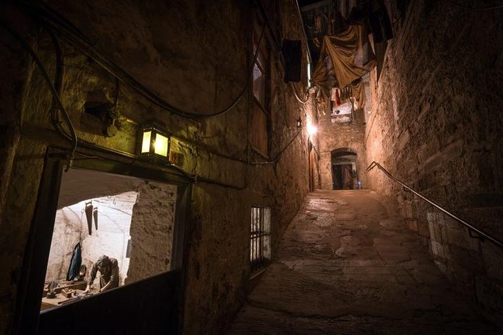 Гора Крестов и ещё 9 самых жутких туристических направлений