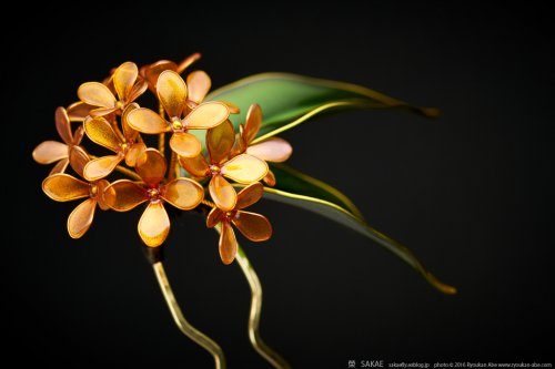 Изящные украшения для волос