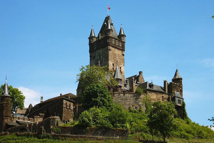 Кохем: уютный немецкий городок с секретом на миллиард долларов