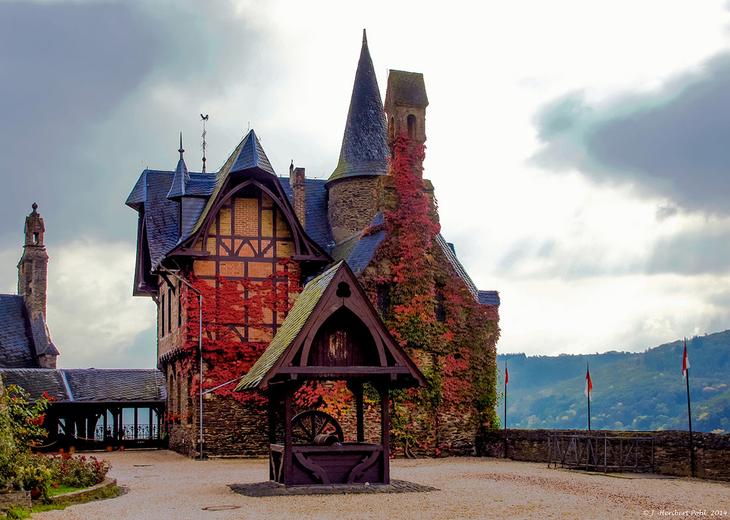 Кохем: уютный немецкий городок с секретом на миллиард долларов