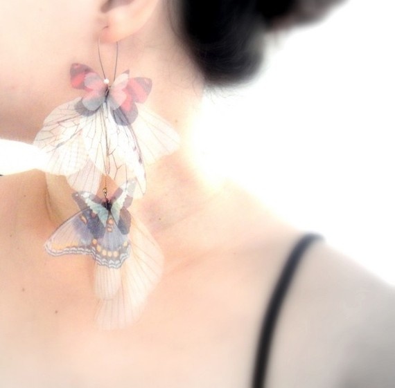 Потрясающие украшения из бабочек. Это нечто!