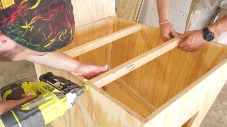 Строим будку для собаки: 10 пошаговых инструкций на фото