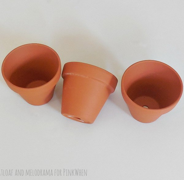 Украшаем скучные цветочные горшки: из джута, шпагата и веревки