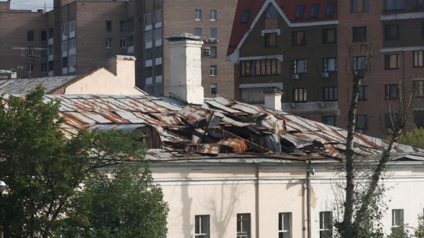 Удар беспилотников по Москве, один упал недалеко от здания Минобороны: что известно