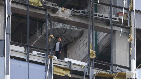 Удар беспилотников по Москве, один упал недалеко от здания Минобороны: что известно