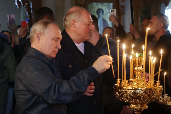 Польша заявила, что наемники ЧВК «Вагнер» переброшены к границе Беларуси и могут пересечь ее под видом нелегалов
