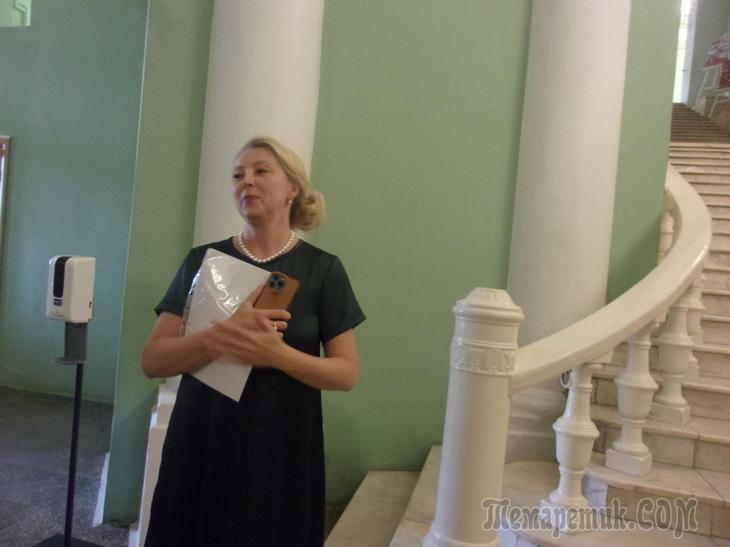 МЕЦЕНАТЫ ПОДЕЛИЛИСЬ ОПЫТОМ В ТЕАТРЕ