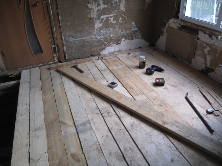 Ремонт старого домика в деревне.Продолжение..часть 2. МК.