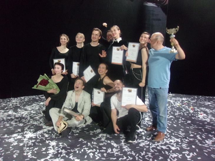 «В КРУГУ СЕМЬИ» МЕСТА ХВАТИЛО ВСЕМ