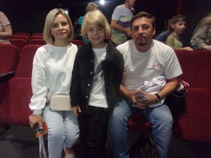 «В КРУГУ СЕМЬИ» МЕСТА ХВАТИЛО ВСЕМ