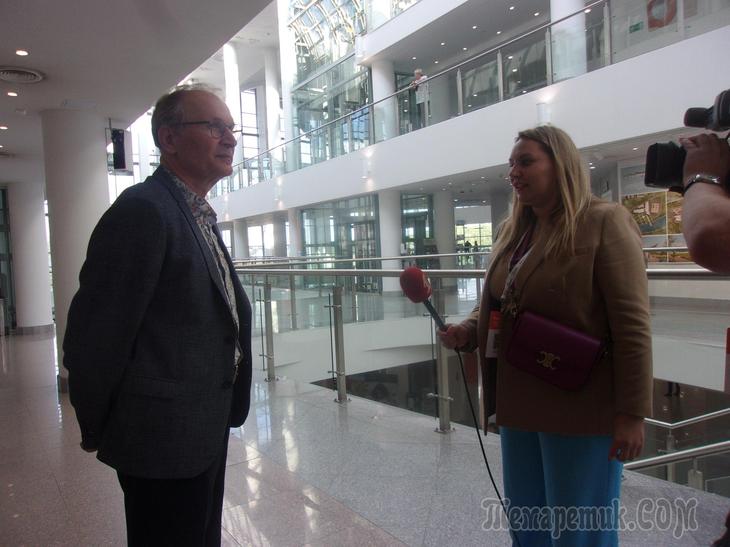 «В КРУГУ СЕМЬИ» МЕСТА ХВАТИЛО ВСЕМ