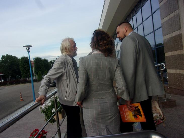 «В КРУГУ СЕМЬИ» МЕСТА ХВАТИЛО ВСЕМ