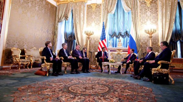 «Мы русские и мы не можем ошибаться». Как дипломаты потеряли влияние на Путина и не остановили войну