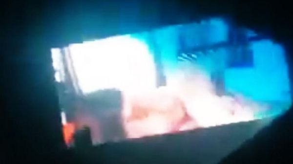 В Багдаде на улице показали порно вместо рекламы. Власти отключили все билборды