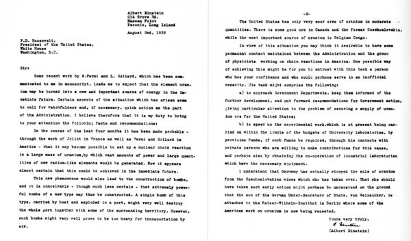 Эйнштейн и Оппенгеймер: какой была реальная история взаимоотношений двух великих физиков